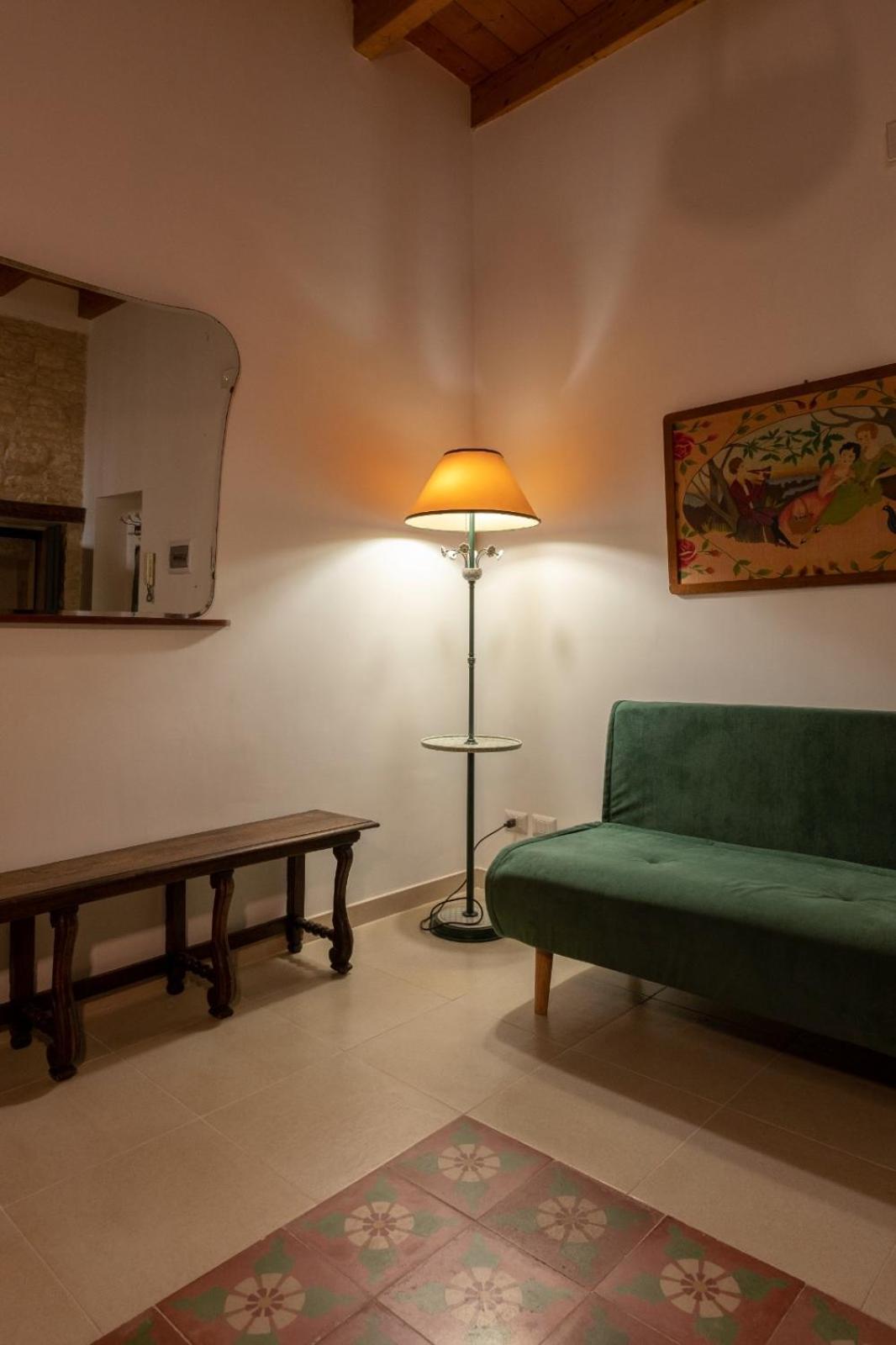 Bitetto Palazzo Rizzi Dimora Dei Templari酒店 外观 照片
