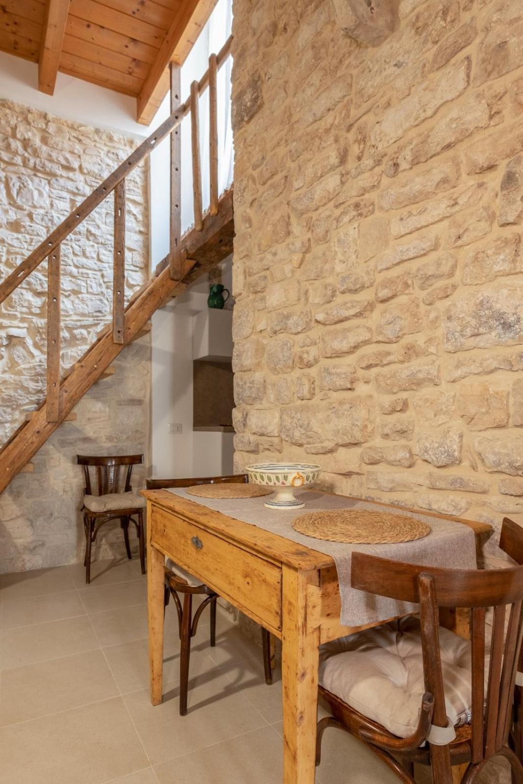 Bitetto Palazzo Rizzi Dimora Dei Templari酒店 外观 照片