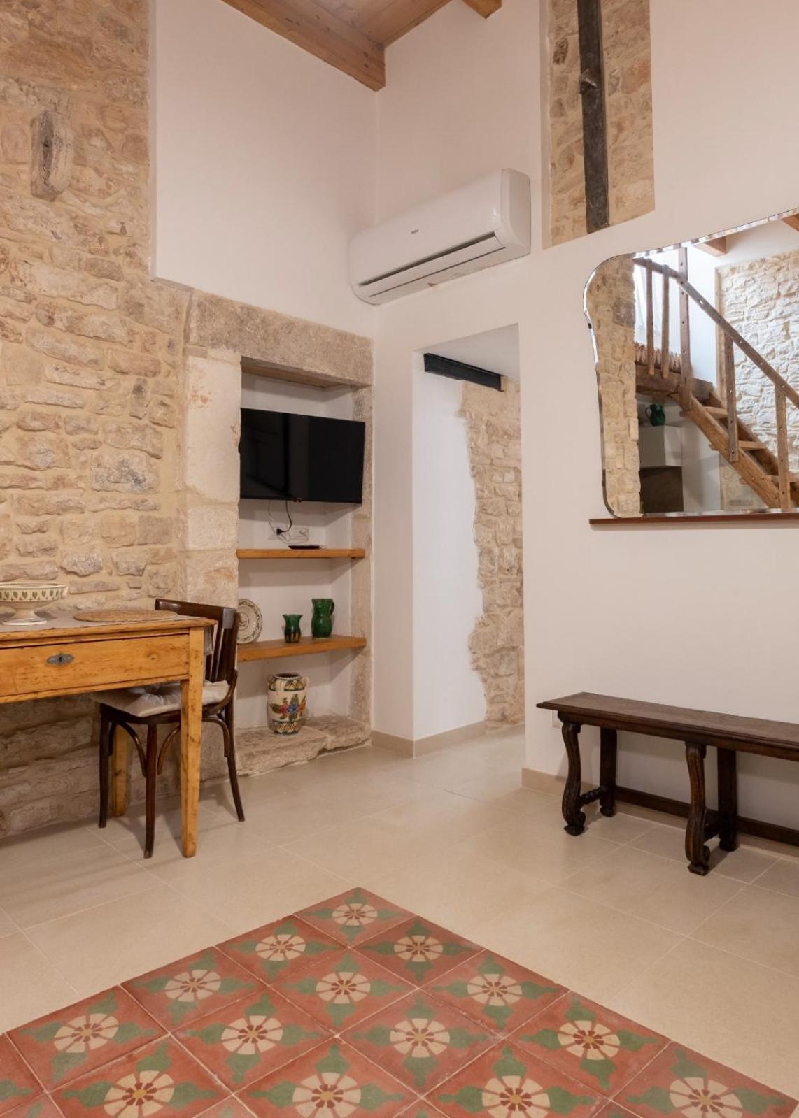 Bitetto Palazzo Rizzi Dimora Dei Templari酒店 外观 照片
