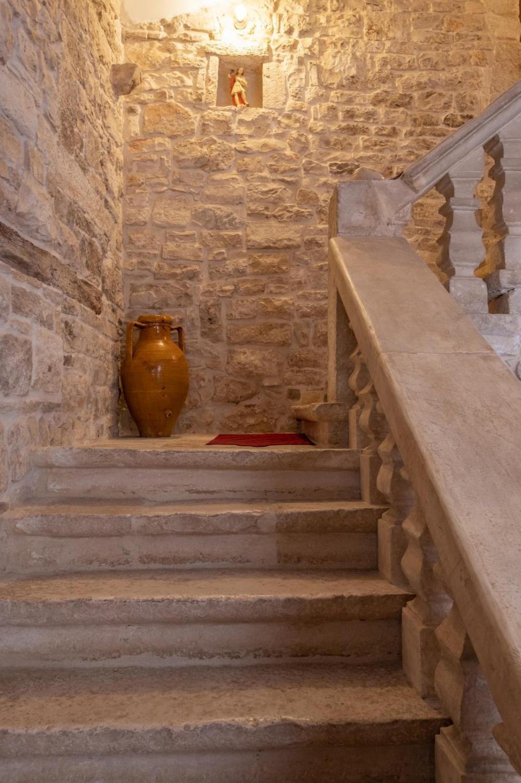Bitetto Palazzo Rizzi Dimora Dei Templari酒店 外观 照片